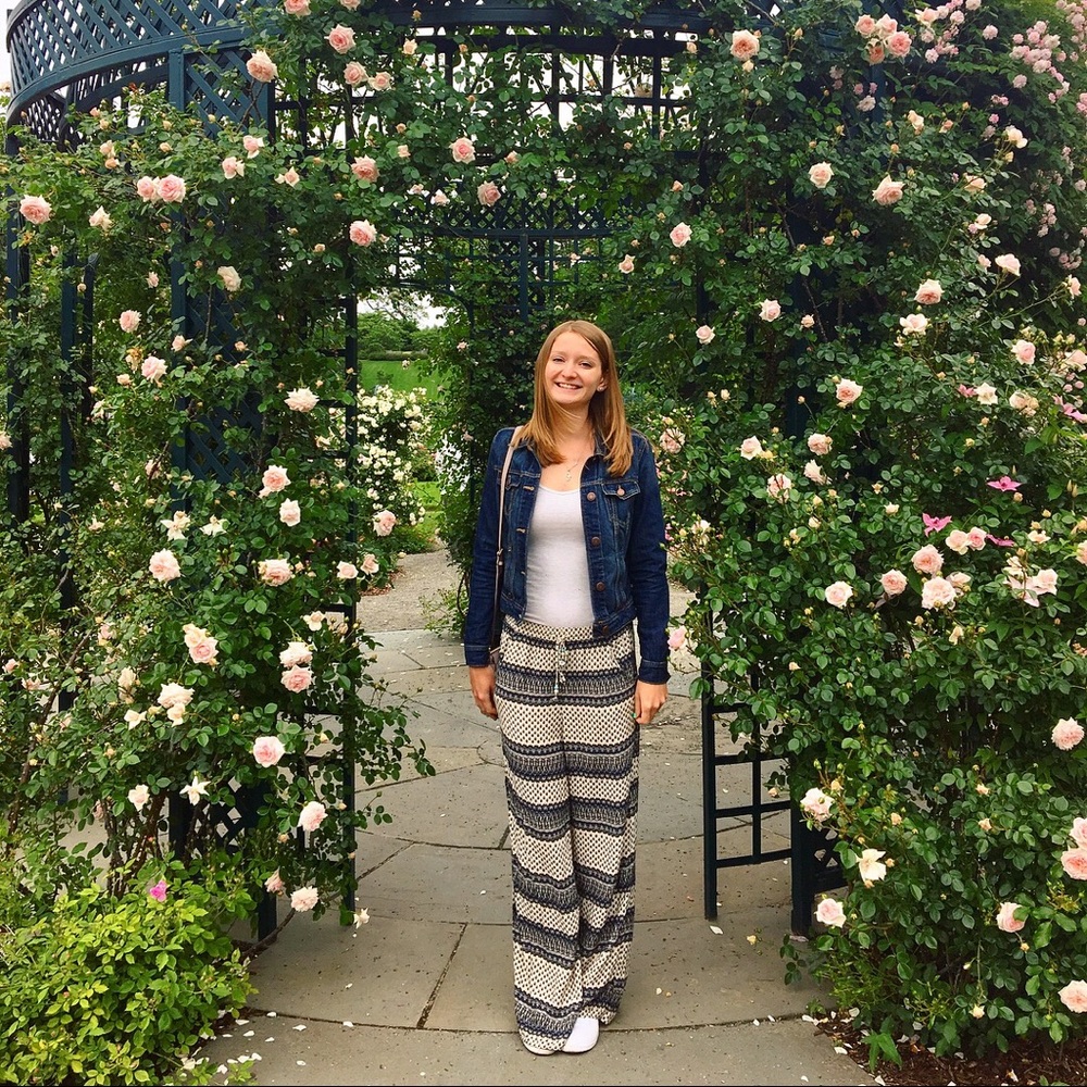 Meet your Posher, Julia